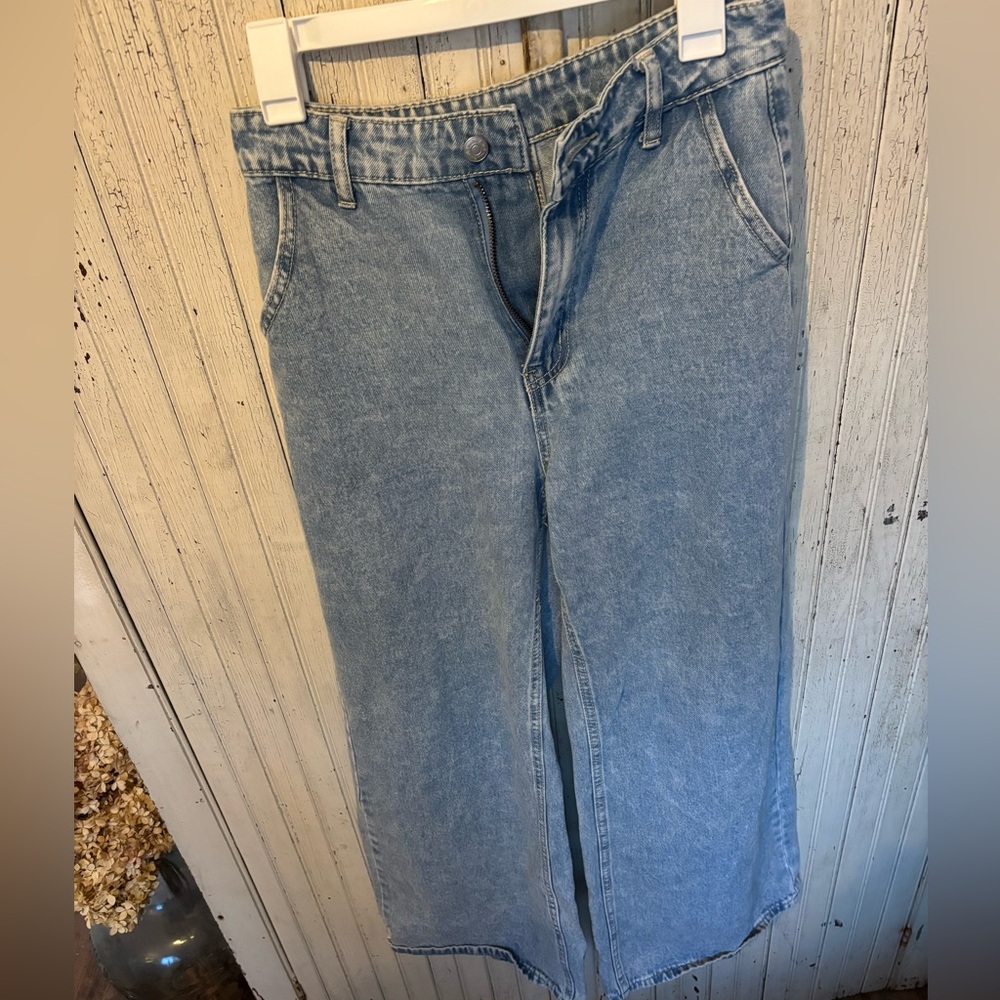 SHEIN Light Blue Wide Leg Jeans